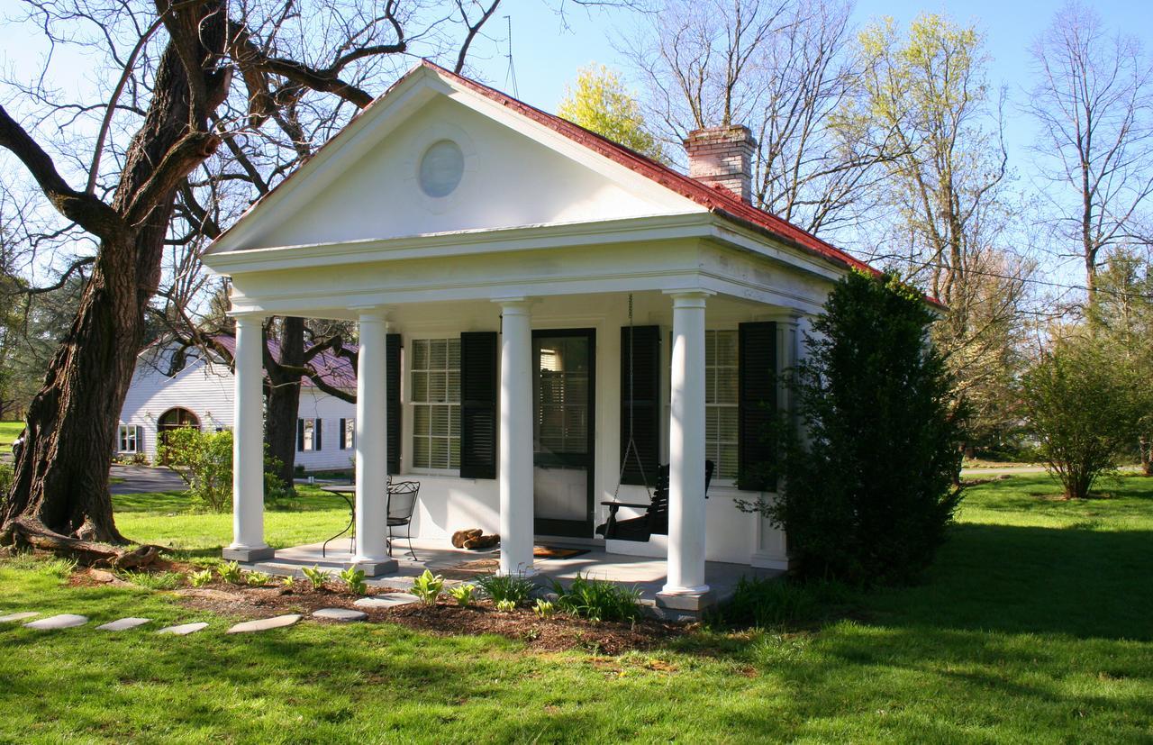 Отель Historic Rosemont Manor Berryville Экстерьер фото